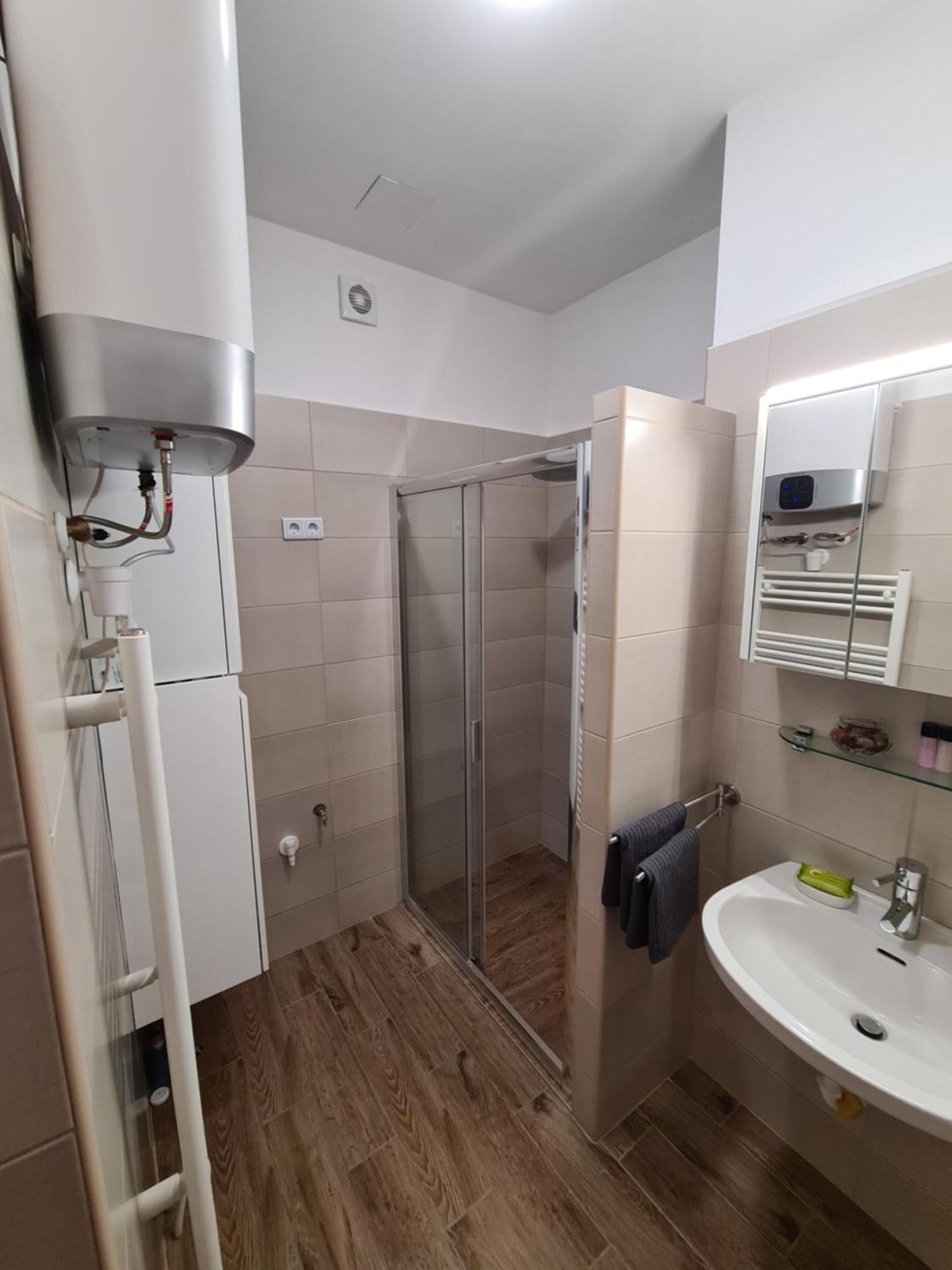 Calvary-1 Apartment